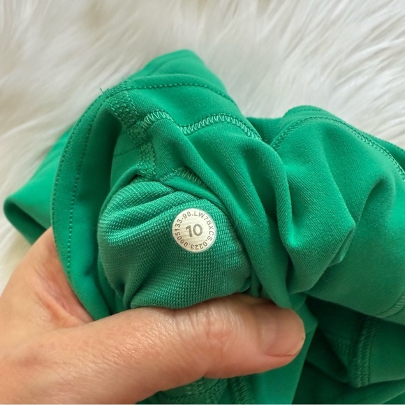 Lululemon Wunder Train Contour Fit 4” High Rise Short Kelly Green 10 - Picture 6 of 6